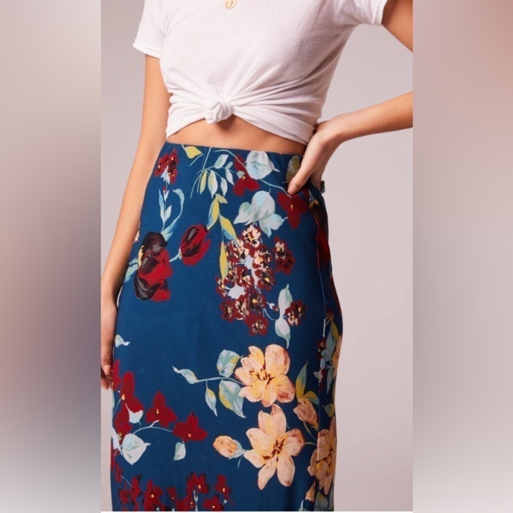 NWT BOG Collective Boho Tropical Pisa Teal Floral Ruffle Slip Skirt Gypsy XS - Picture 3 of 10